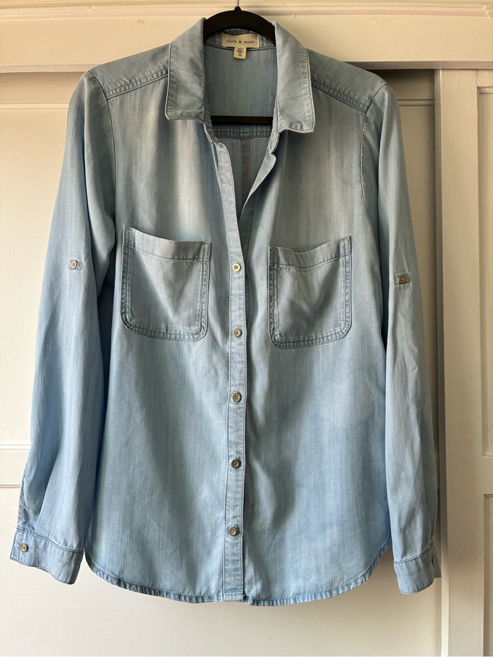 Cloth and Stone Anthropologie Chambray Button-down Shirt
